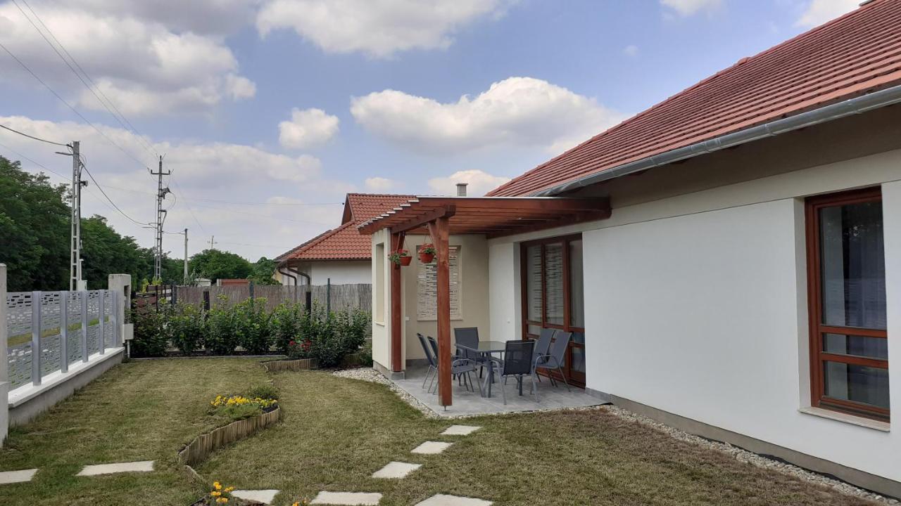 Bibic Apartman A Kapolnasnyek Kültér fotó